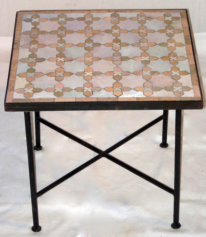 Table carrée en Zellige / Motif Fleur Matecha