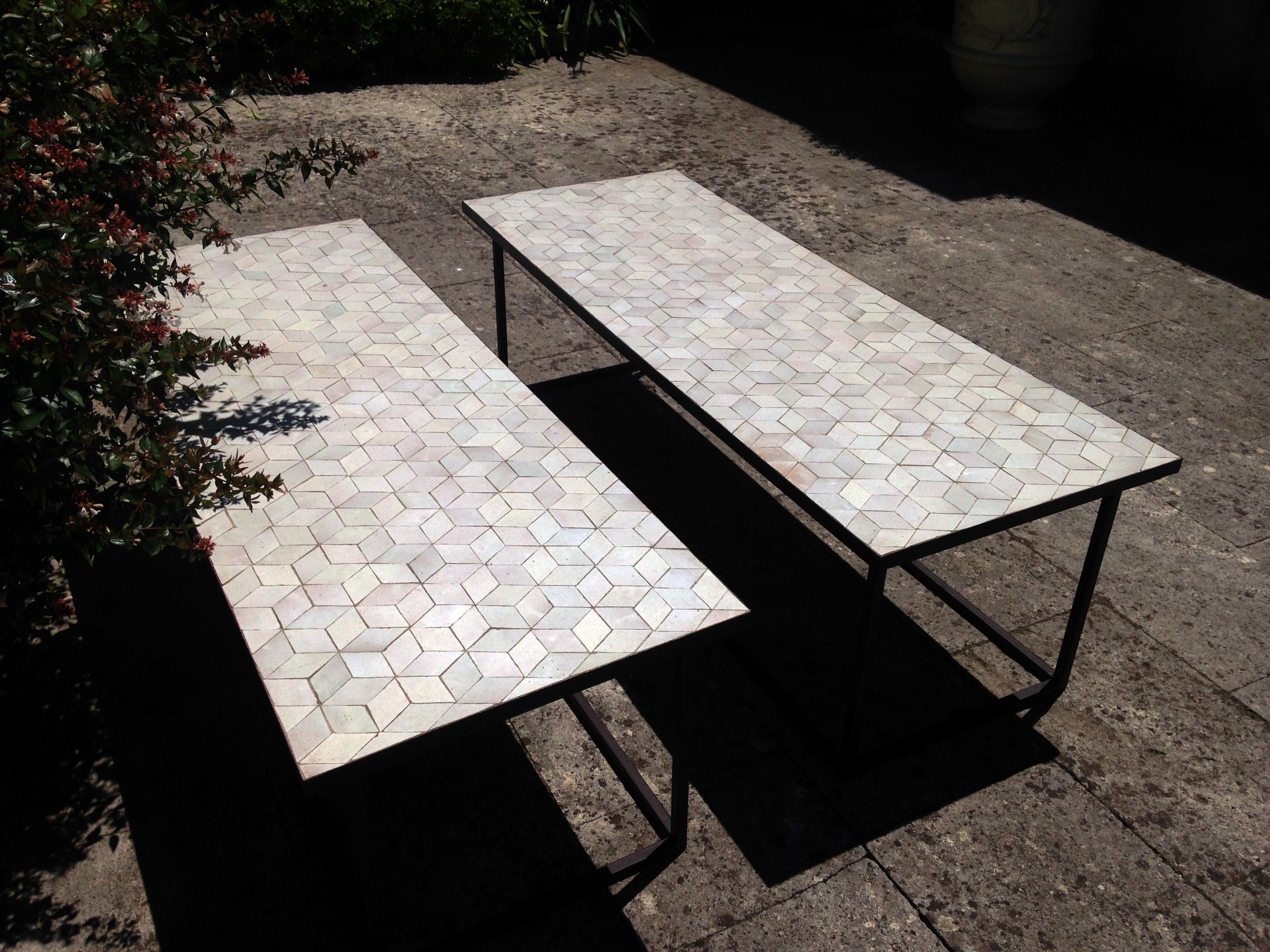 artetsud.com Table Zellige 160x60cm MOTIF CUBE P1.JPG